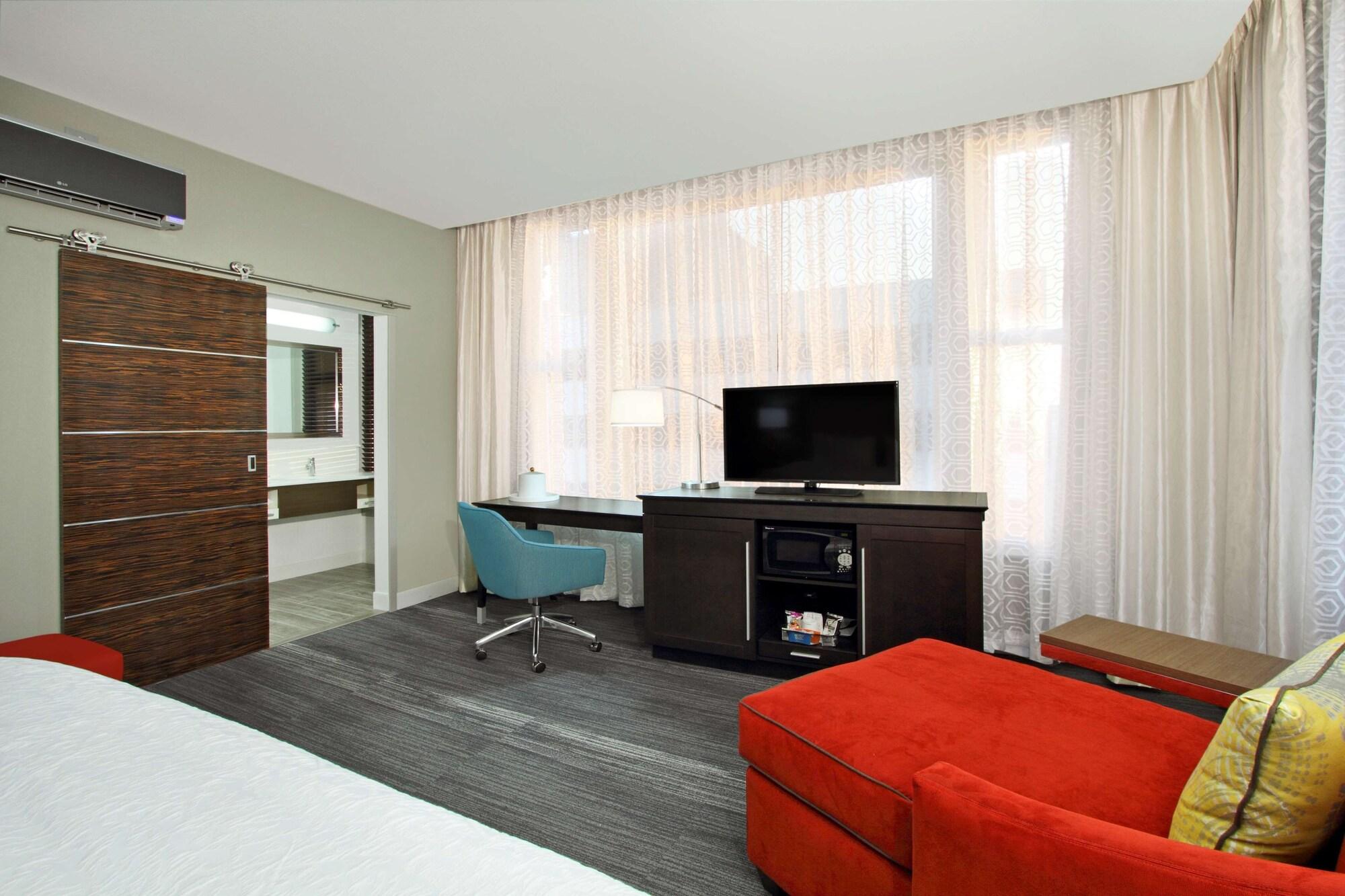 Hampton Inn Kansas City - Downtown Financial District Exterior photo