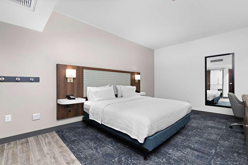 Hampton Inn Kansas City - Downtown Financial District Room photo