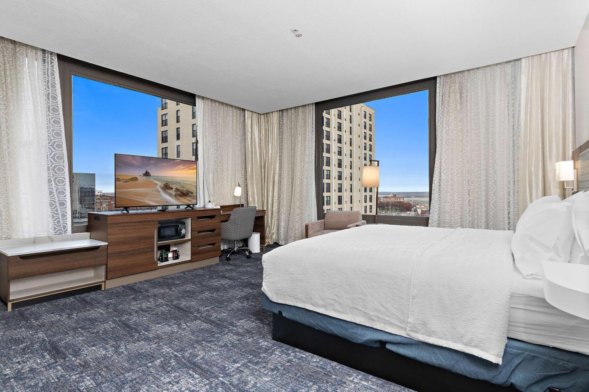 Hampton Inn Kansas City - Downtown Financial District Exterior photo