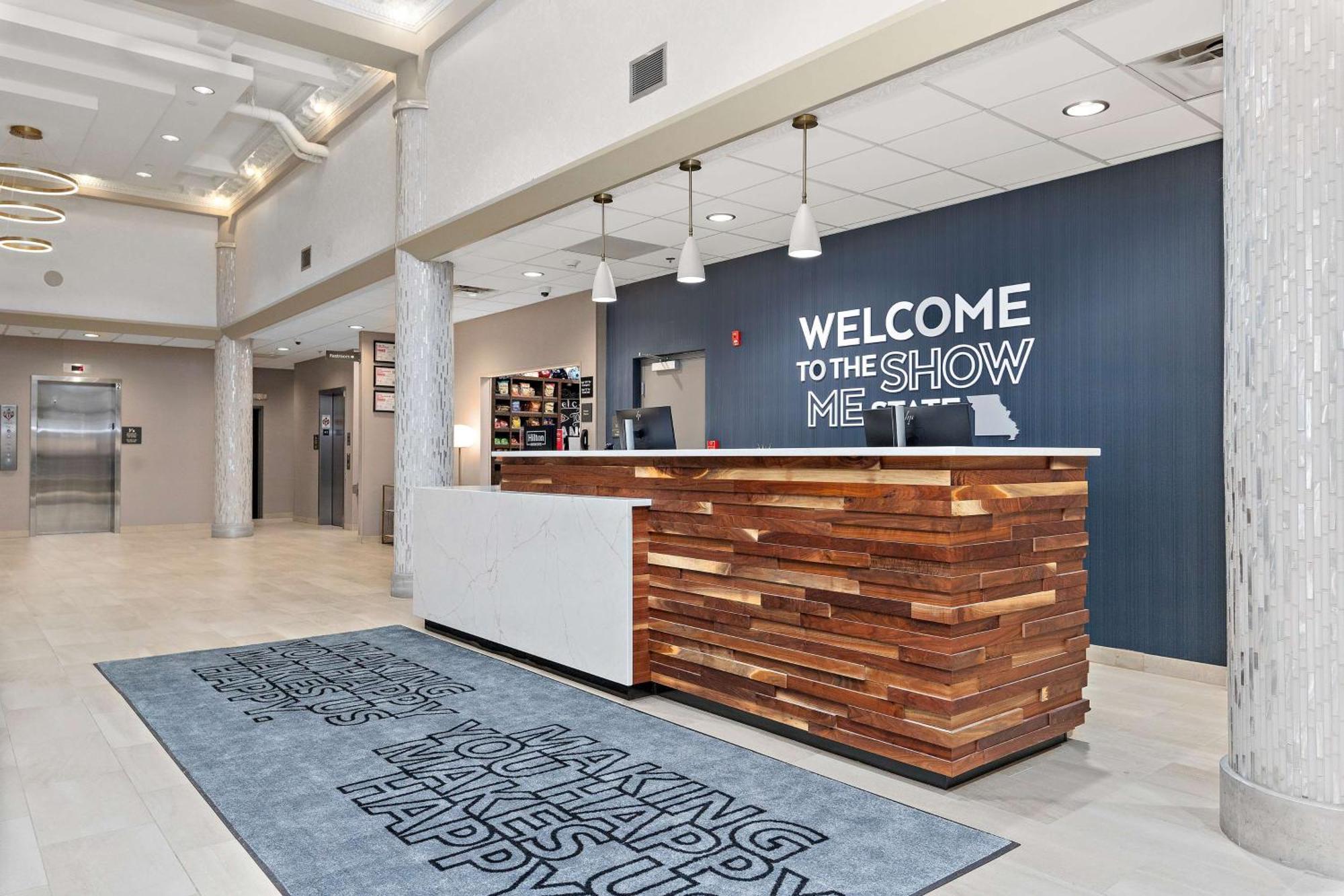 Hampton Inn Kansas City - Downtown Financial District Exterior photo