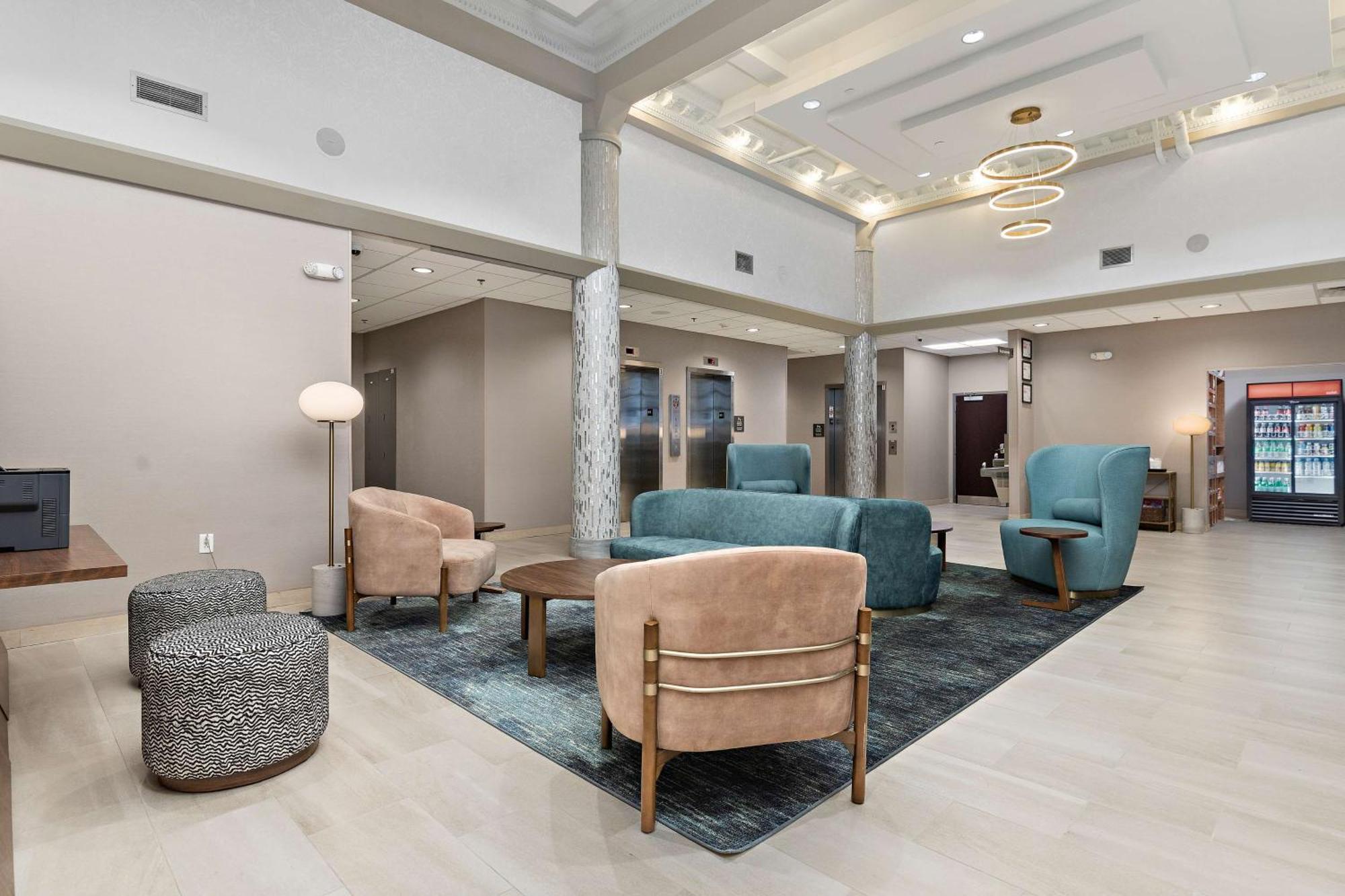 Hampton Inn Kansas City - Downtown Financial District Exterior photo